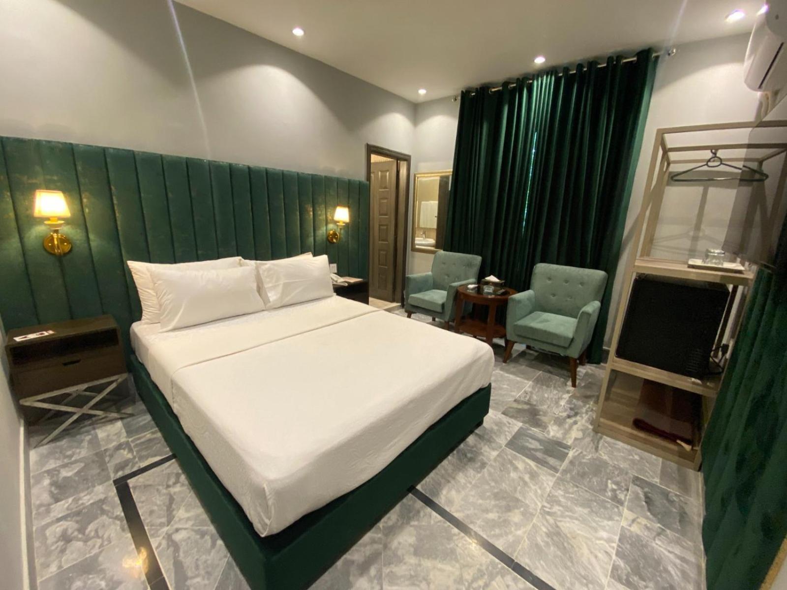 Hotel Vip Express Peshawar Exterior foto
